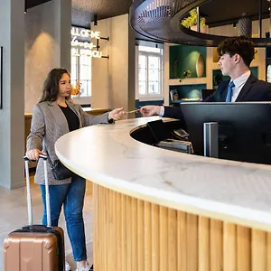 Novotel Off Grand Place Hotell