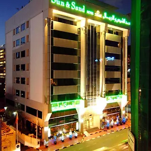 الشمس والرمال دبي