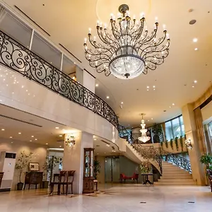 https://shonan-crystal.kanagawa-hotels.com